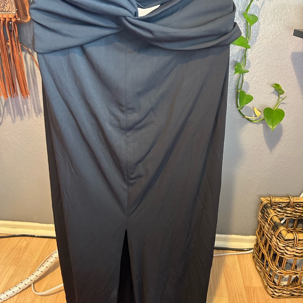Zara Sophisticated Black Backless Halter Dress - Picture 9 of 11